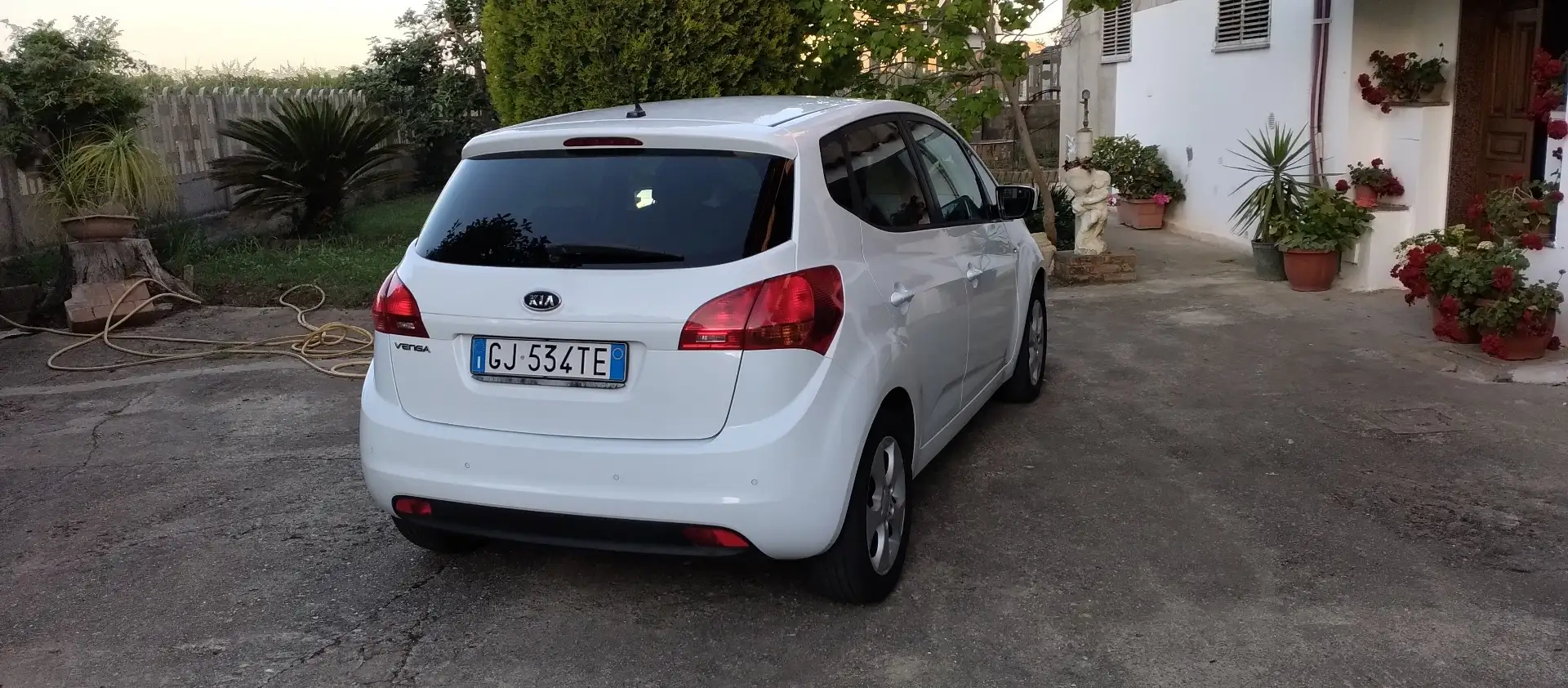 Kia Venga 1.4 Active Gpl - 2