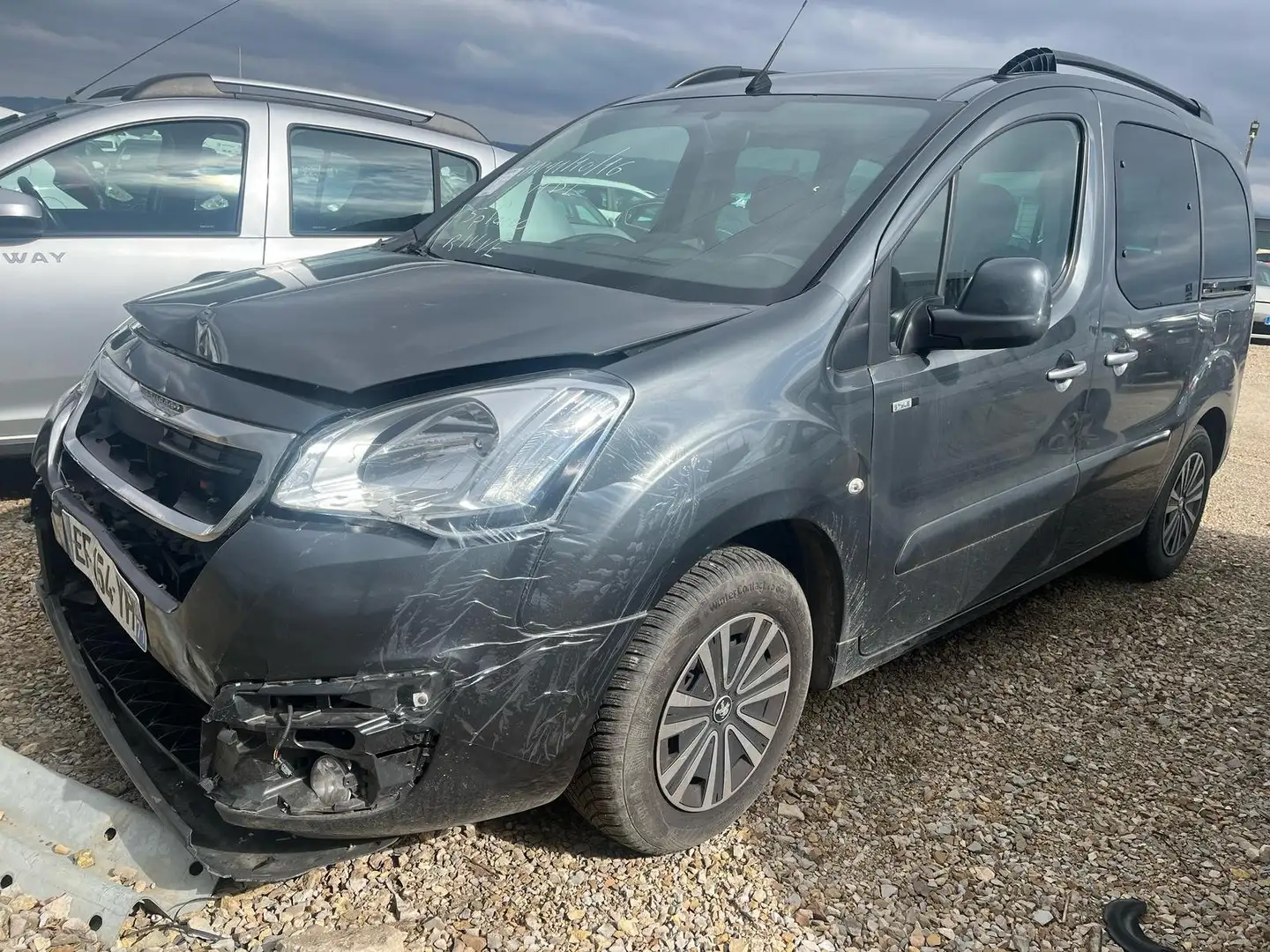 Peugeot Partner Partner Tepee 1.6 BlueHDi 100ch BVM5 Active Gris - 2