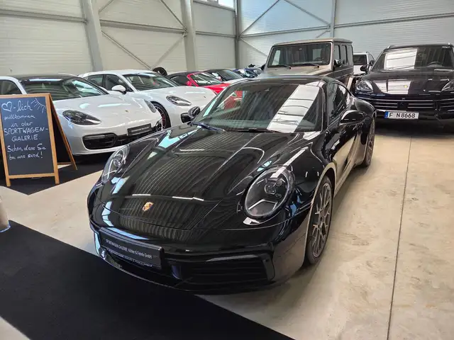 Porsche 992 view 5
