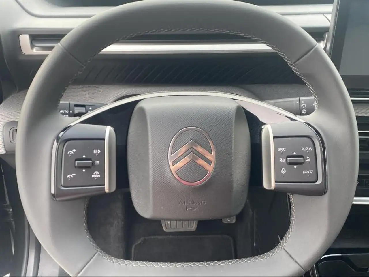 Citroen C3 Aircross 1.2 Hybrid 145 E-DCS6 MAX 13