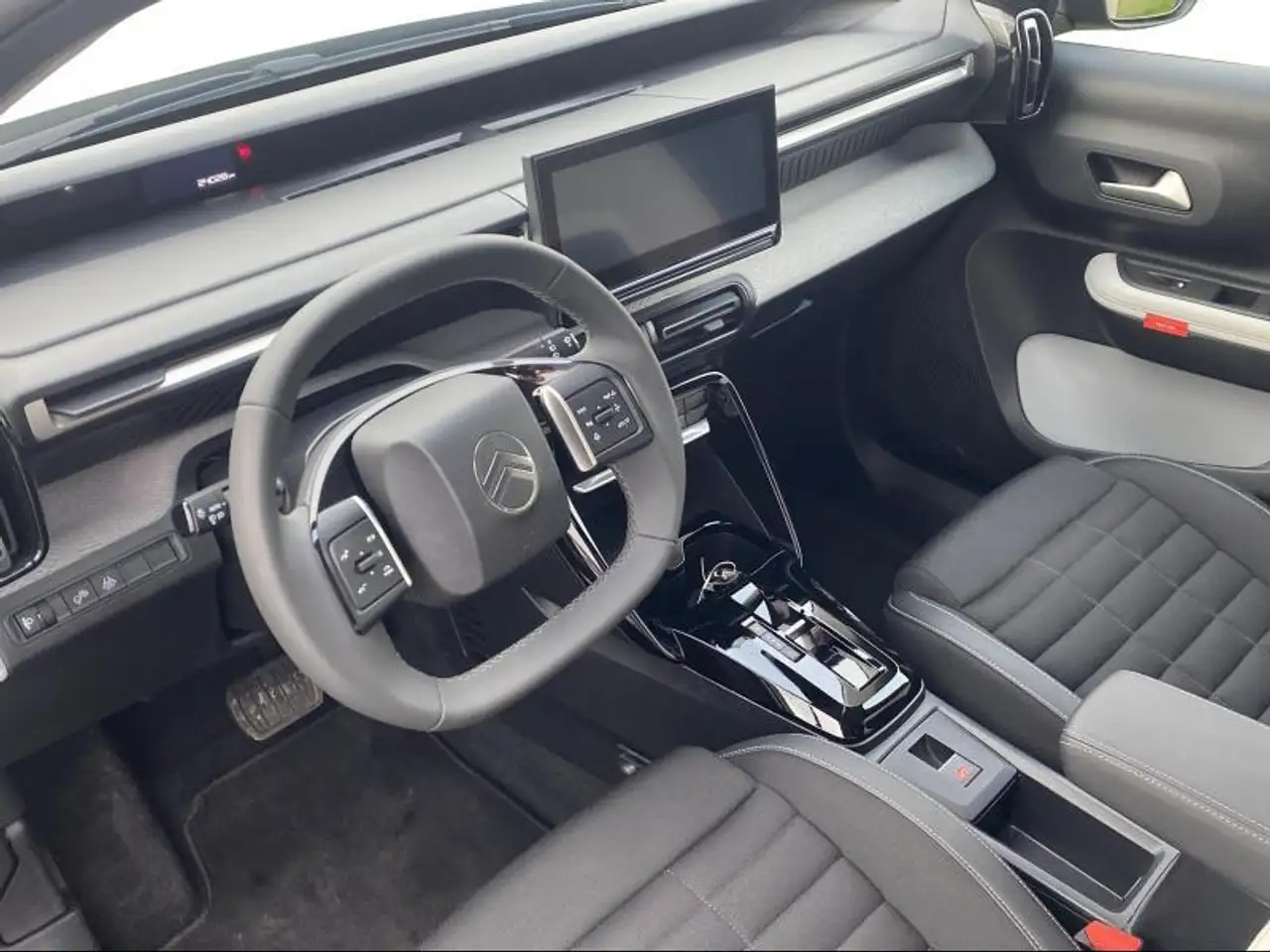 Citroen C3 Aircross 1.2 Hybrid 145 E-DCS6 MAX 11
