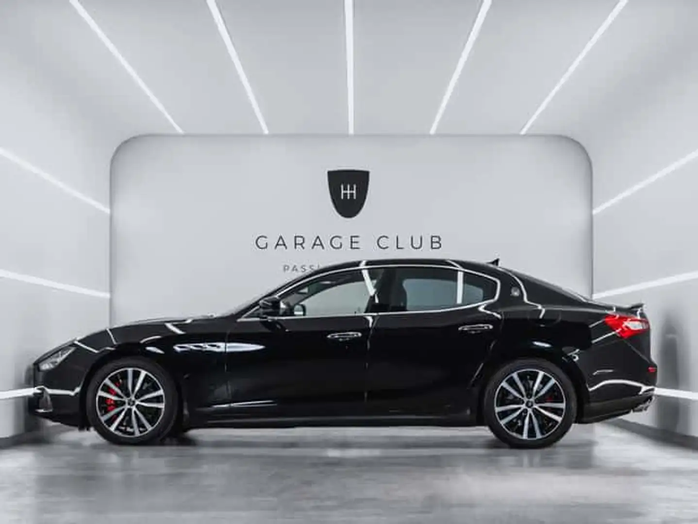 Maserati Ghibli - 2