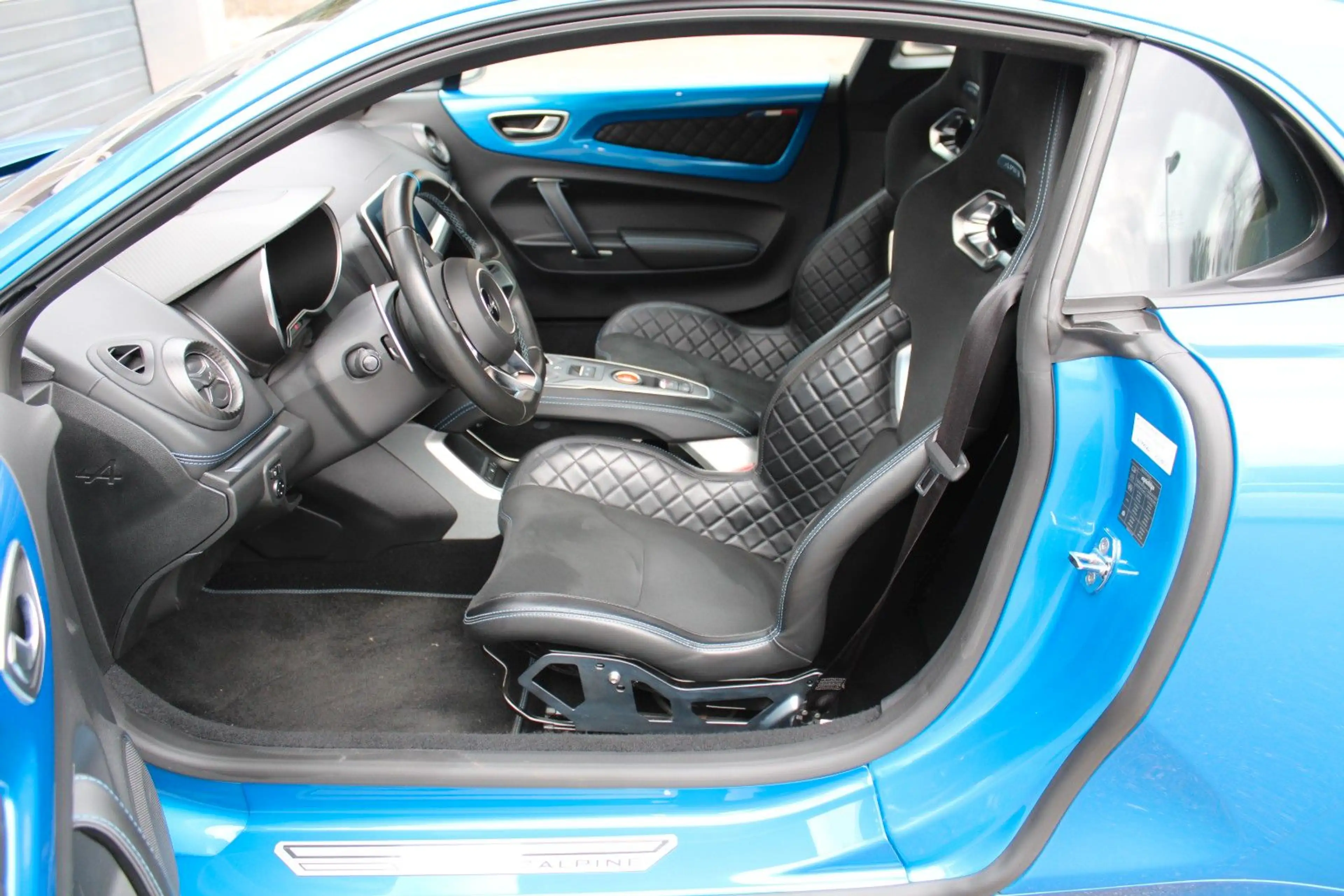 Alpine A110 Pure*1.Hd.*Unfallfrei* — photo 22