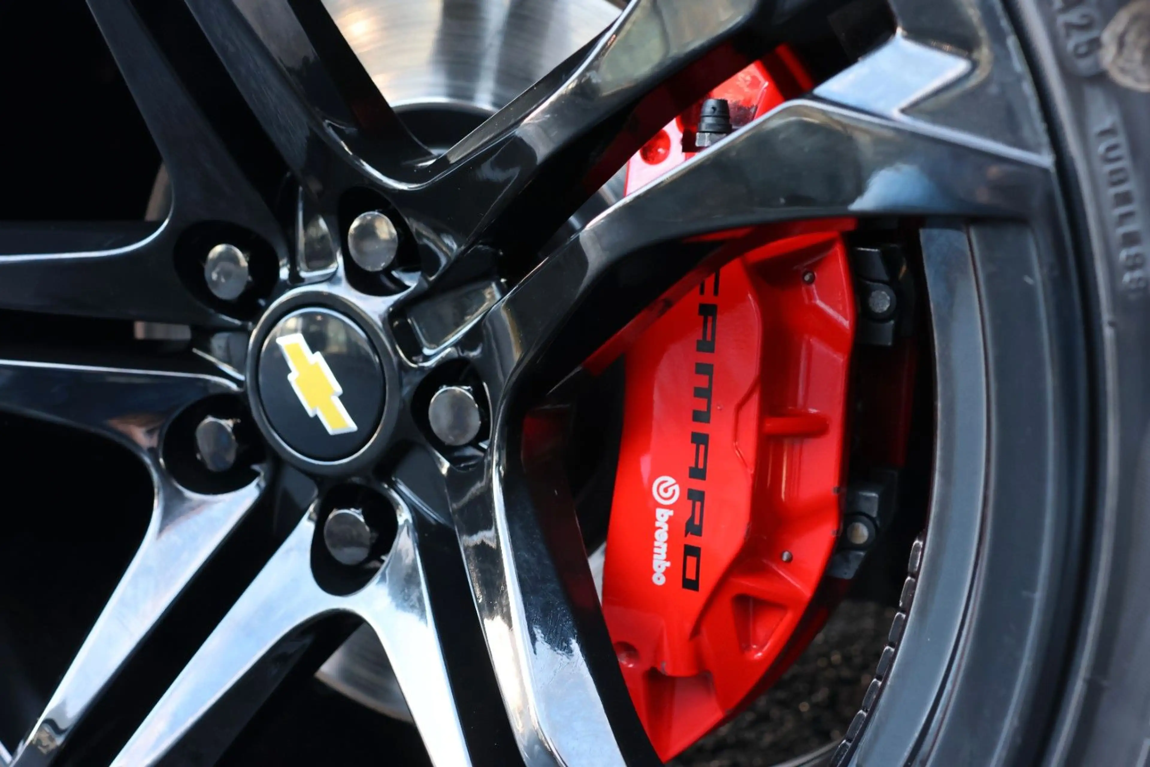 Chevrolet Camaro 6.2/ZL1 Optik/BREMBO/CarPlay/Kamera/R20 — photo 13