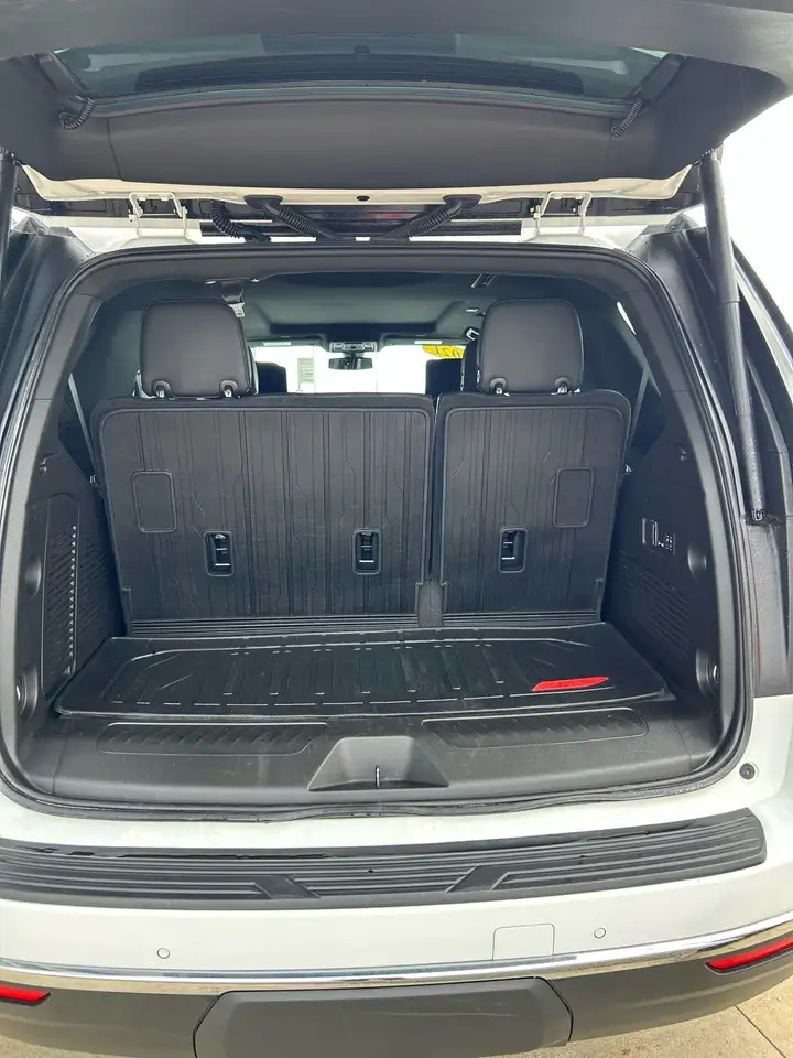 GMC Yukon снимка GMC Yukon