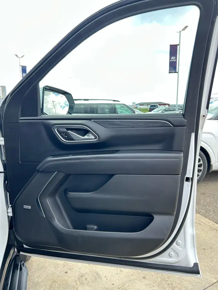 GMC Yukon снимка GMC Yukon