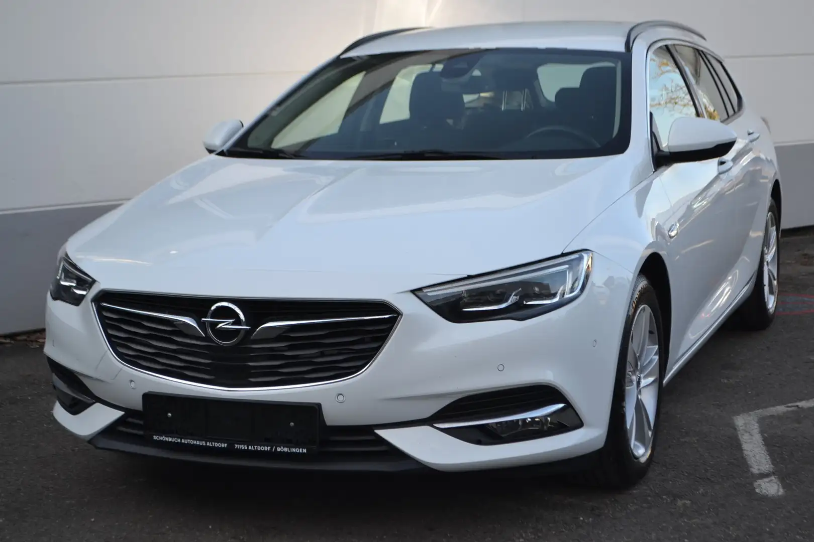 Opel Insignia Insignia 2.0 DieselEdition Automatik ST*NAVI*TOP Blanc - 1