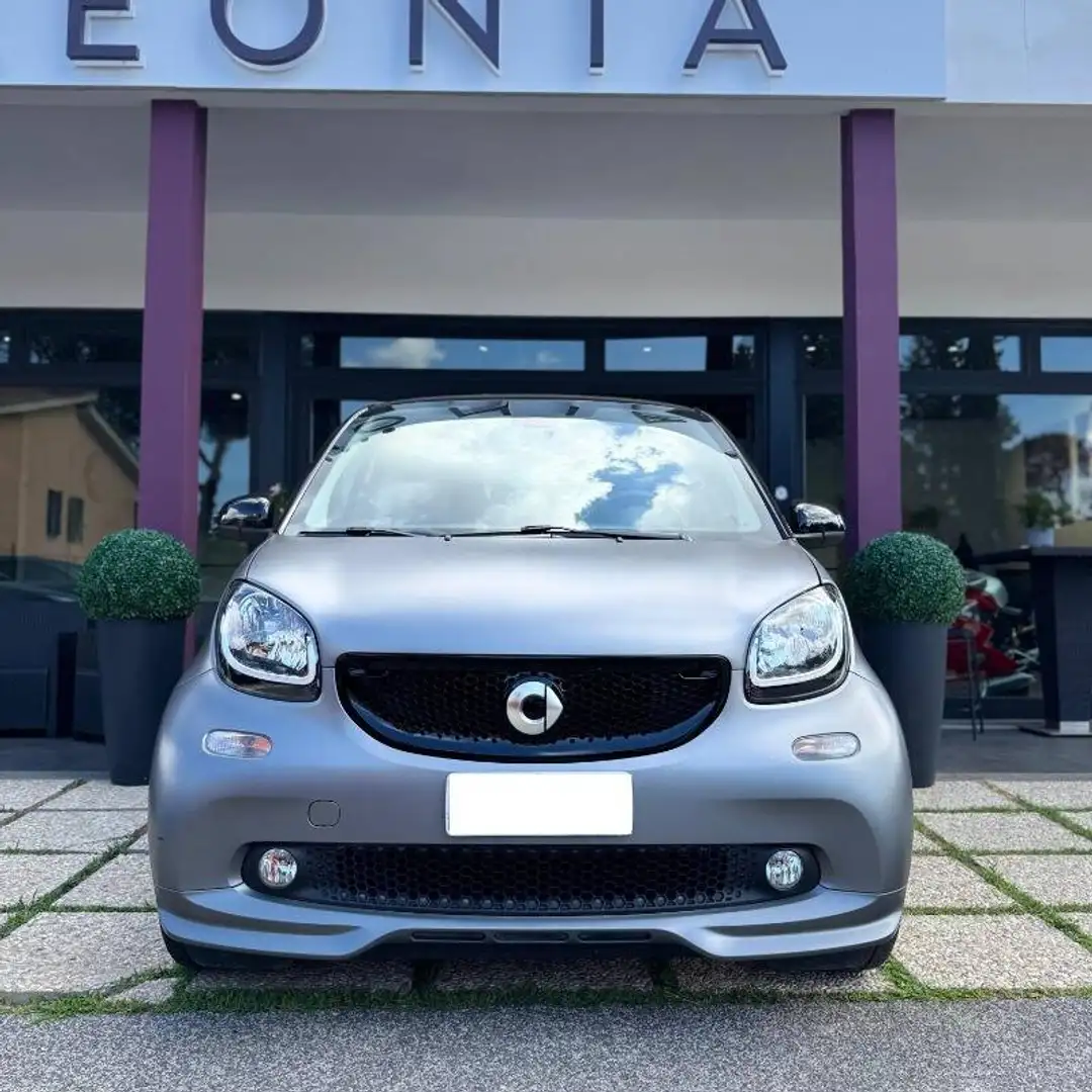 smart forTwo 1.0 Prime 71cv twinamic my19 Grau - 2