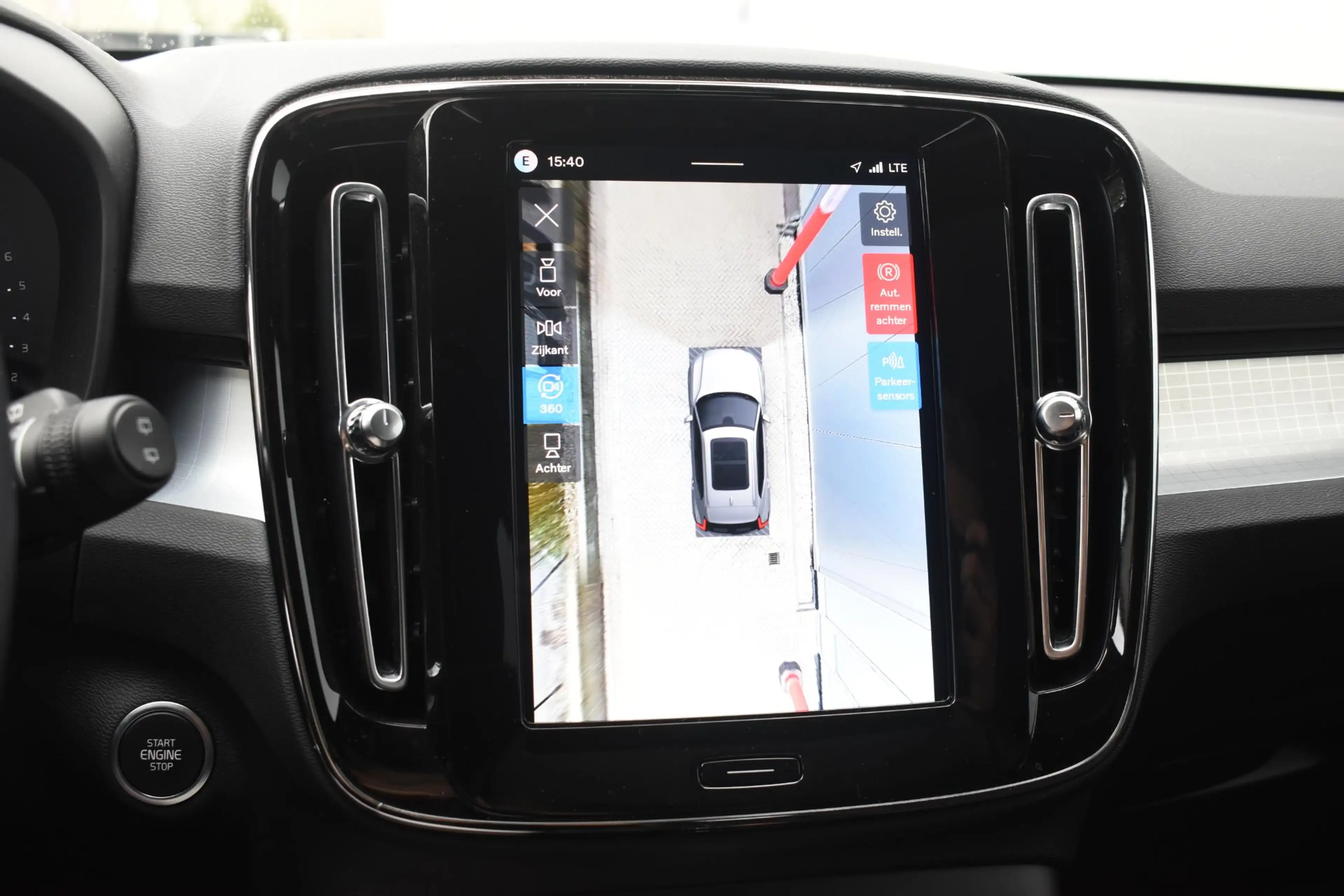Volvo XC40 B4 211PK Plus Black Edition / Adaptive Cruise cont — photo 15