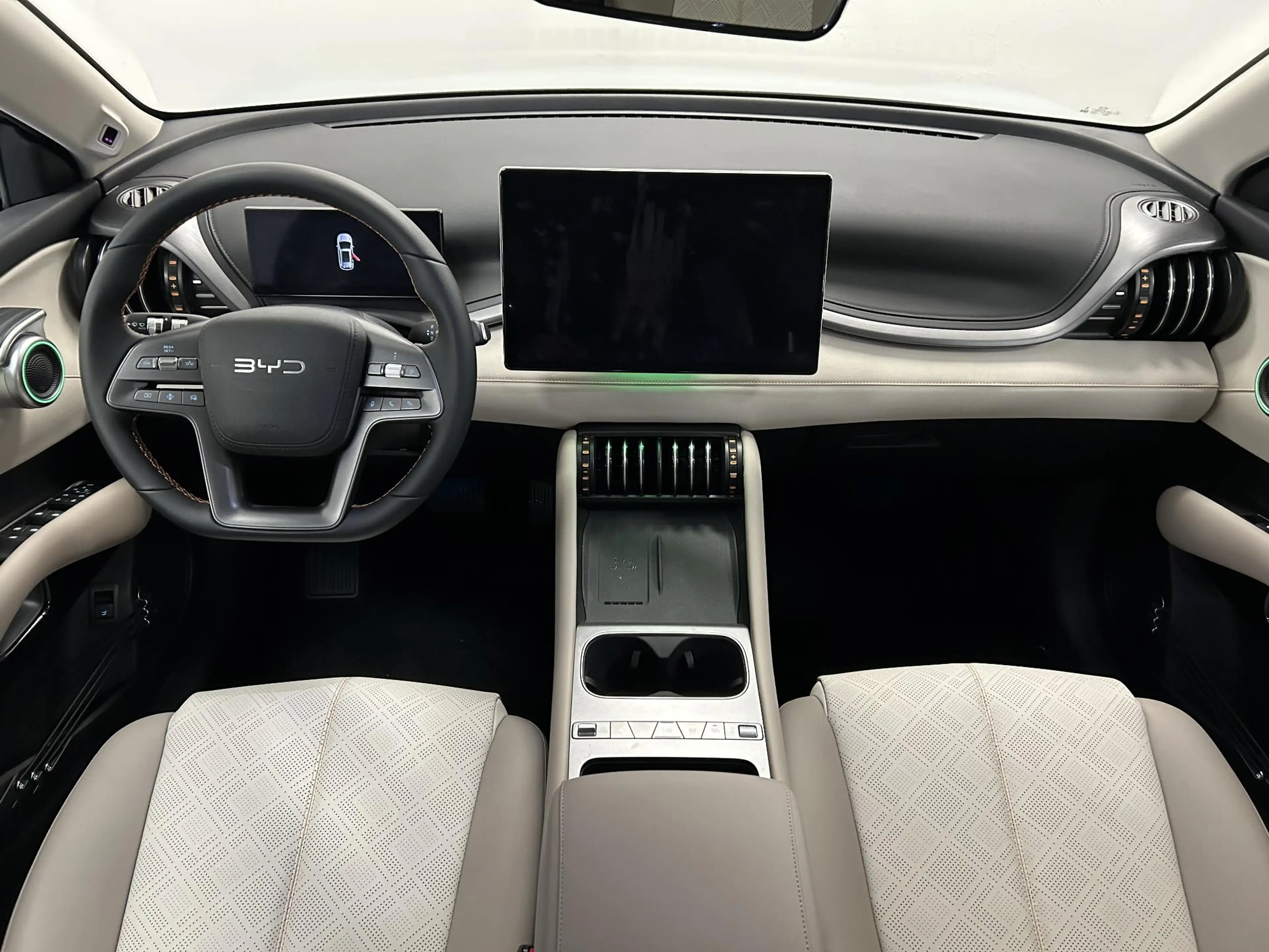 BYD Atto 3 EVO Design 74.8 kWh BEIGE LEDER | TE BESTELLEN BIJ — photo 3