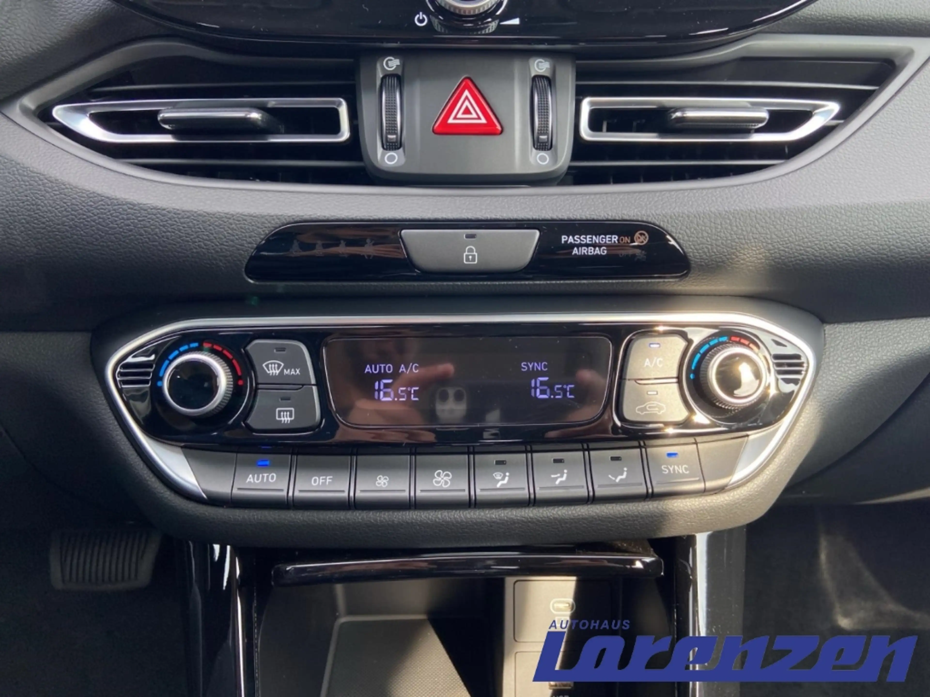 Hyundai i30 Advanced 1.0 T-GDI DCT 100 PS Navi Digitales Cockp — photo 14