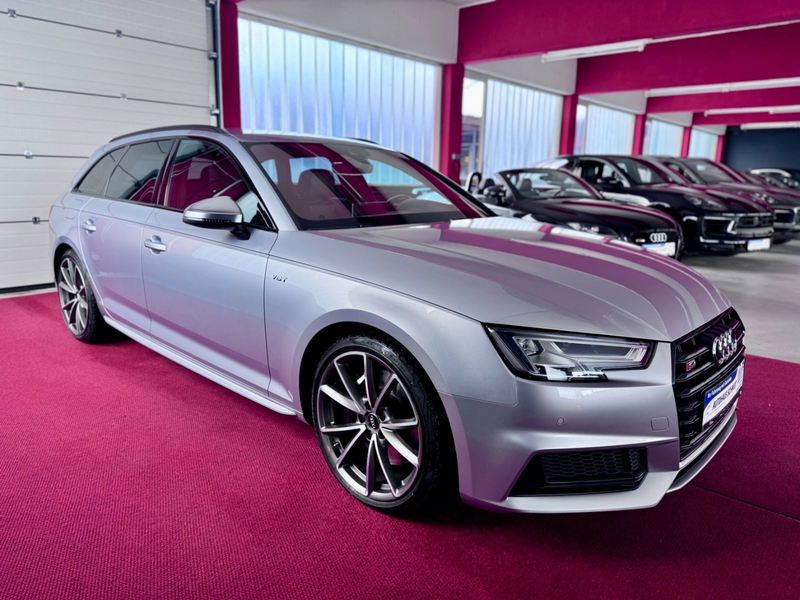 Audi S4 Avant 3.0TFSI HeadUp Virtual B&O KeylesGo 19 — photo 2