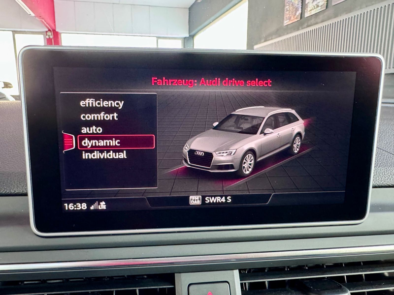 Audi S4 Avant 3.0TFSI HeadUp Virtual B&O KeylesGo 19 — photo 15