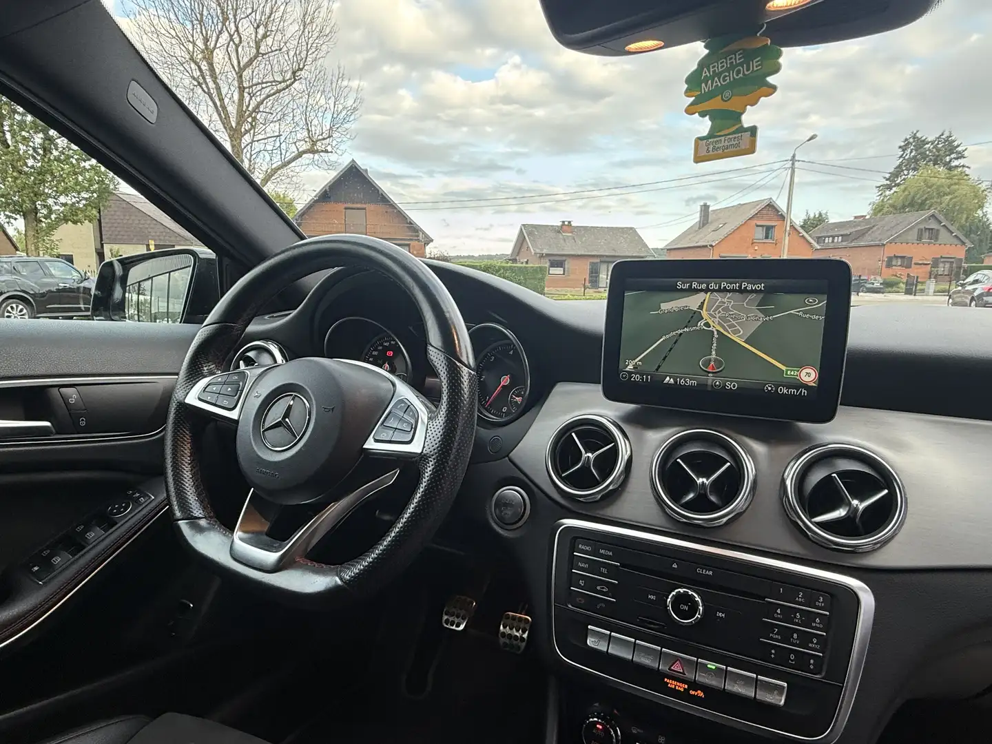 Mercedes-Benz GLA 200 d PACK AMG,PACK NIGHT,FULL LED,CAMERA,NAVI😍 Noir - 2