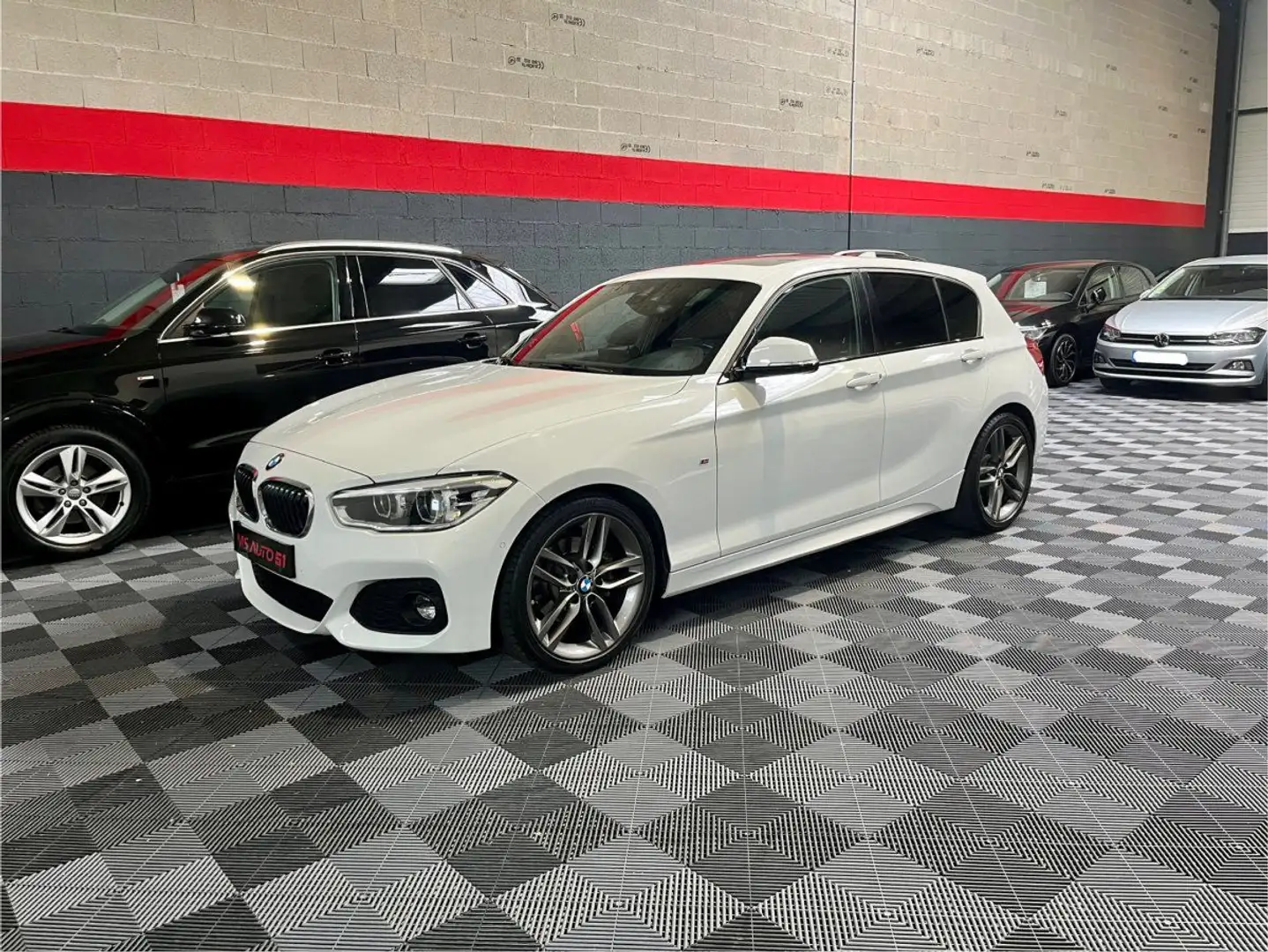 BMW 120 120dA xDrive 190ch Pack M sport - 1