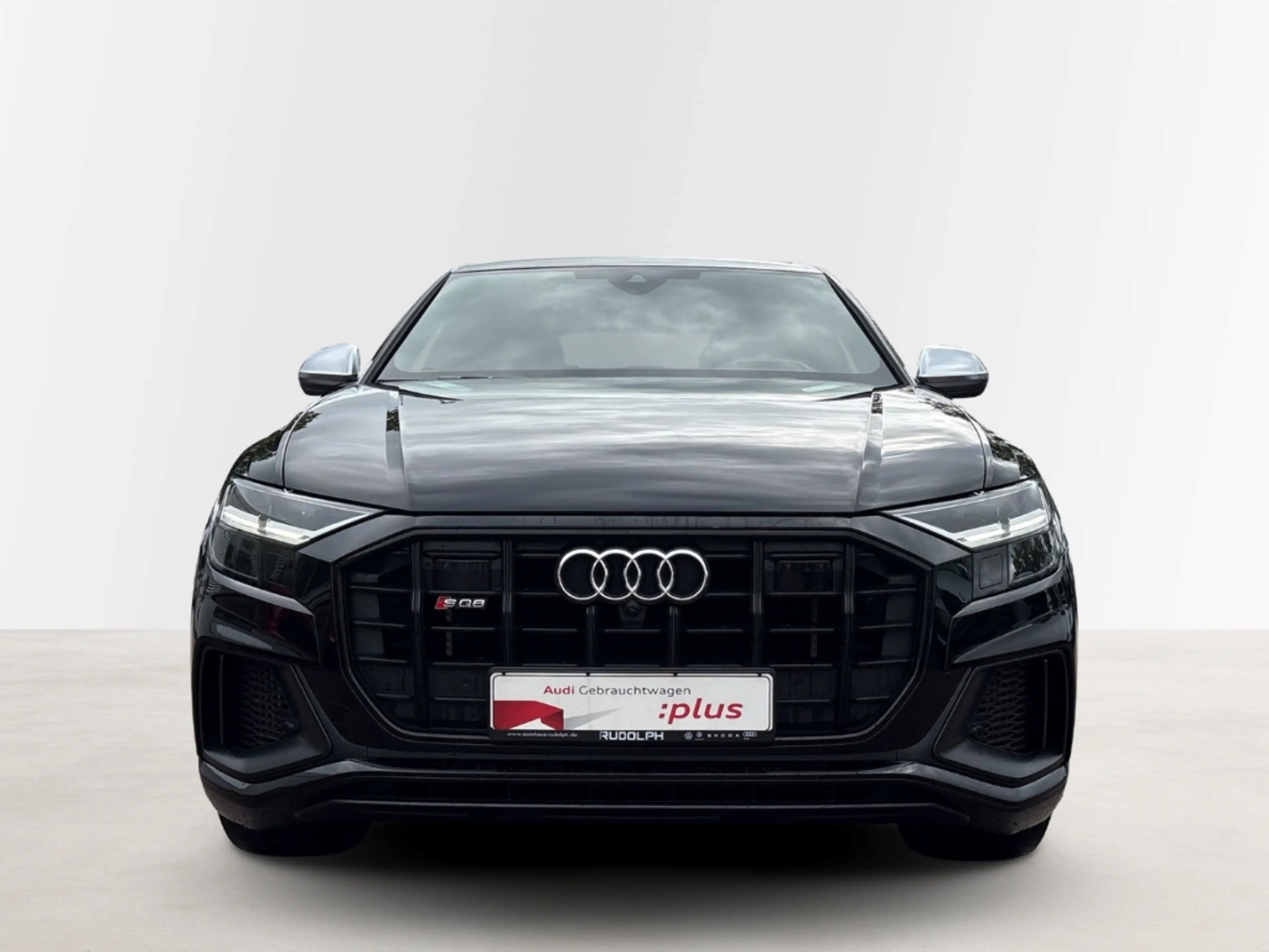Audi SQ8 4.0 TFSI ACC StandHZG HuD 360 22'' Soft Close — photo 5