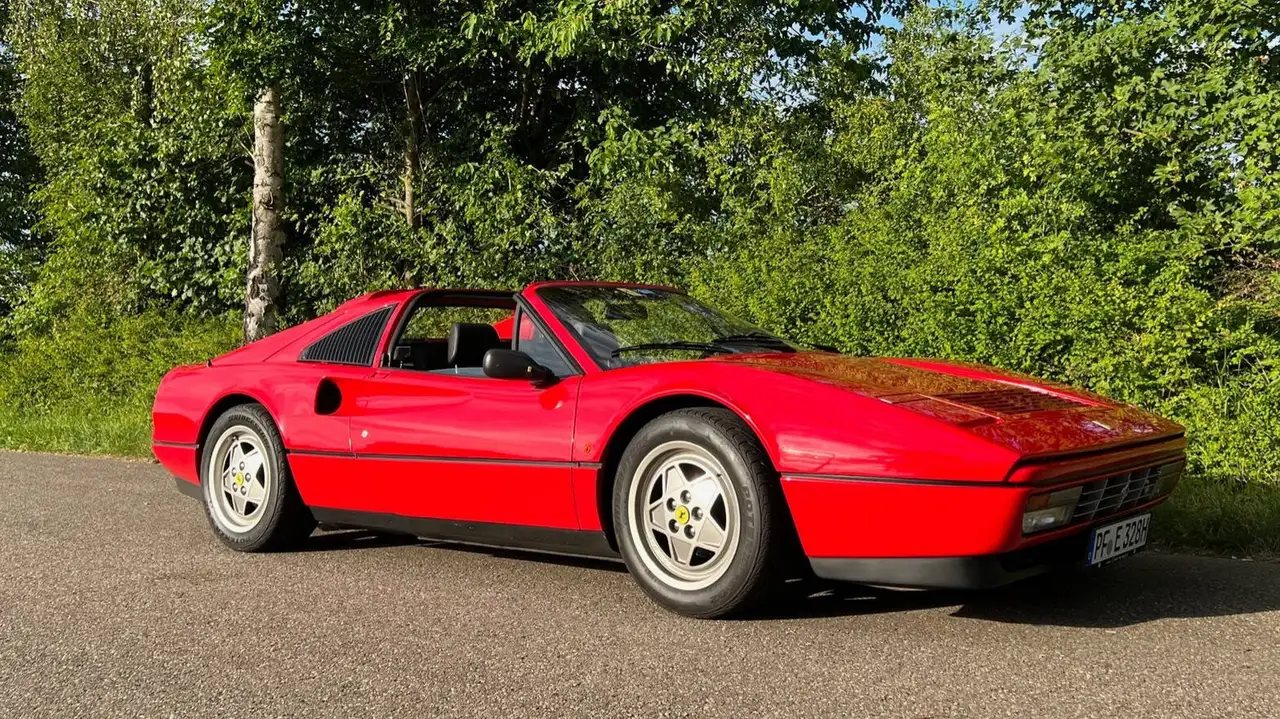 Ferrari 328
