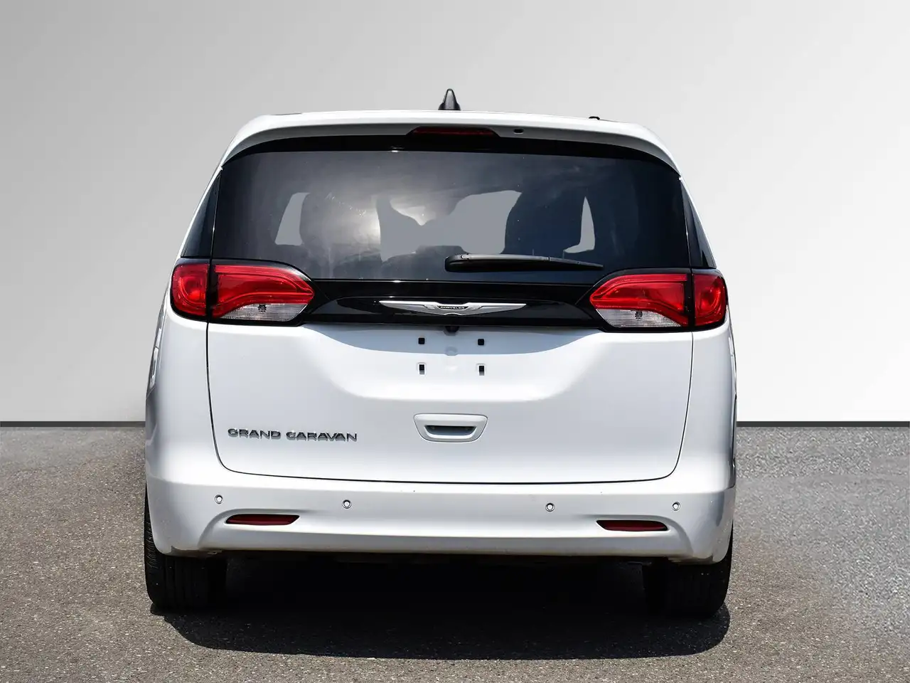 Chrysler Grand Caravan photo Chrysler Grand Caravan