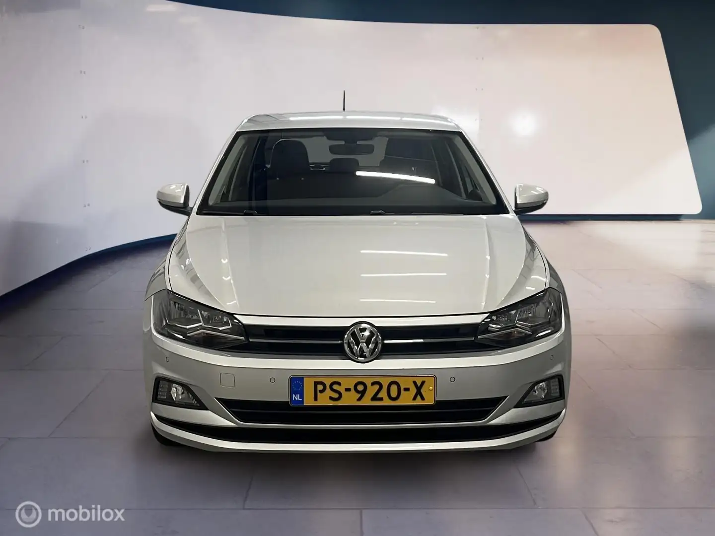 Volkswagen Polo 1.0 TSI Comfortline Cruise/Applecar/Parksens Grijs - 2