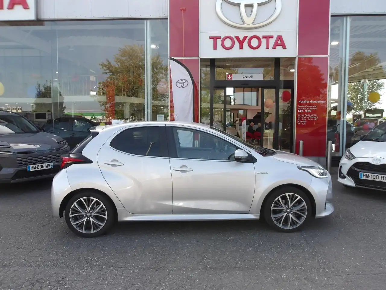 Toyota Yaris Yaris — photo 7