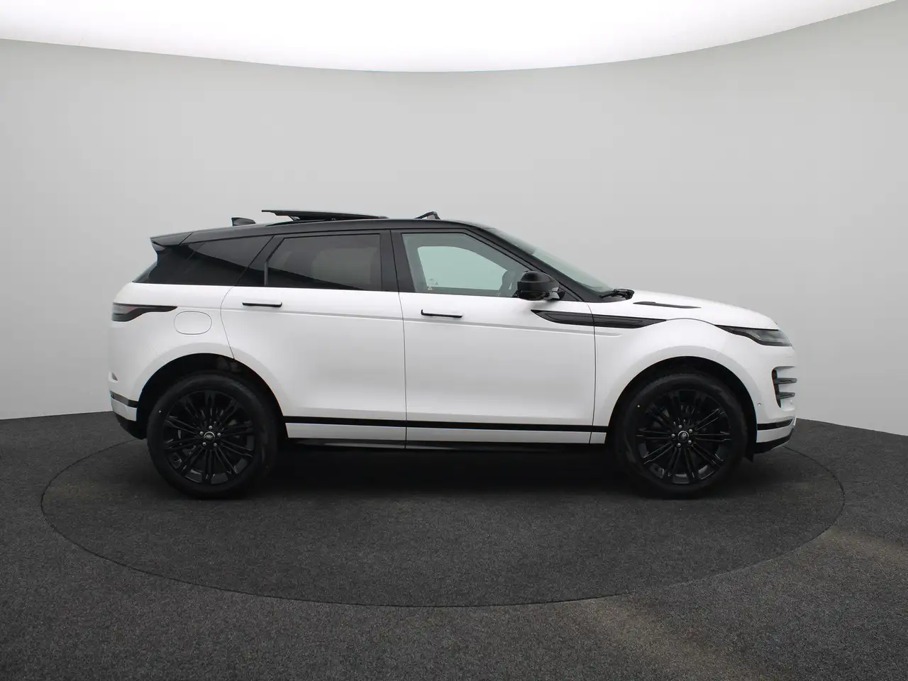 Land Rover Range Rover Evoque 2026 — фото 6