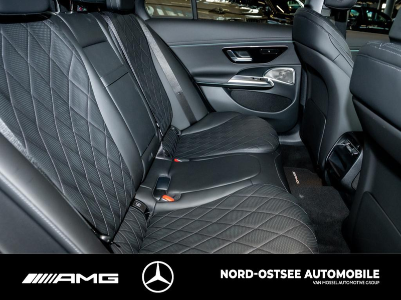 Mercedes-Benz E 450 d 4m AMG SUPERSCREEN AIRMATIC HAL 4D-SOUND — photo 11