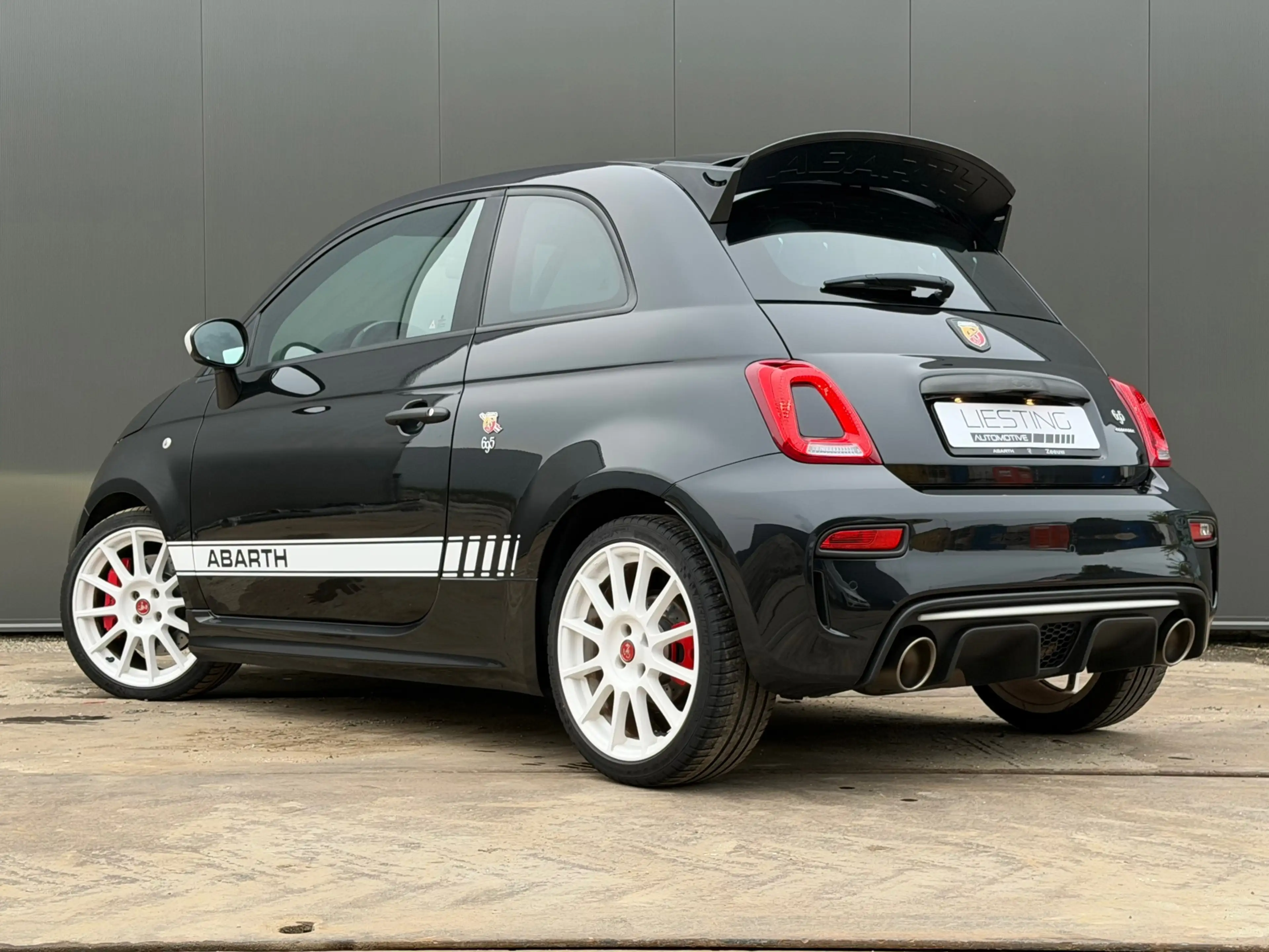 Abarth 695 Esseesse 1.4 T-Jet Akrapovic Sabelt Beats Audio — photo 2