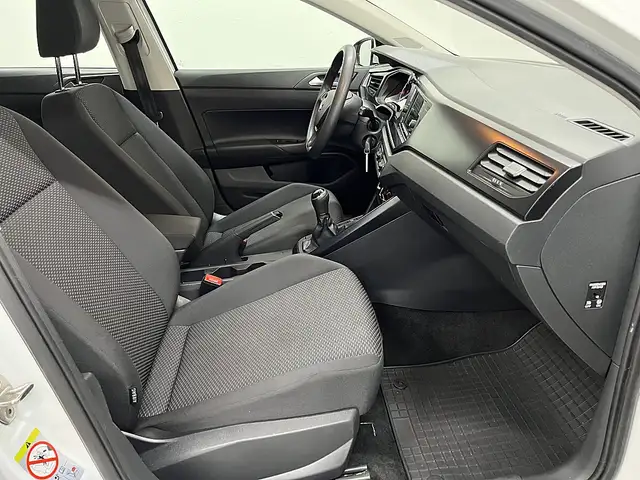 Volkswagen Polo view 14