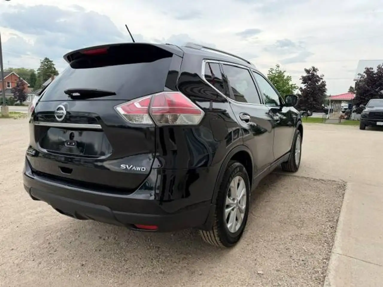 Nissan Rogue снимка Nissan Rogue