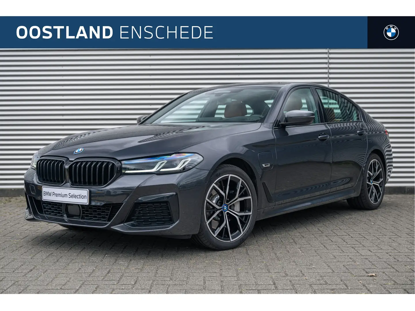 BMW 530 5 Serie 530e High Executive M Sport Automaat / Sch Grijs - 1