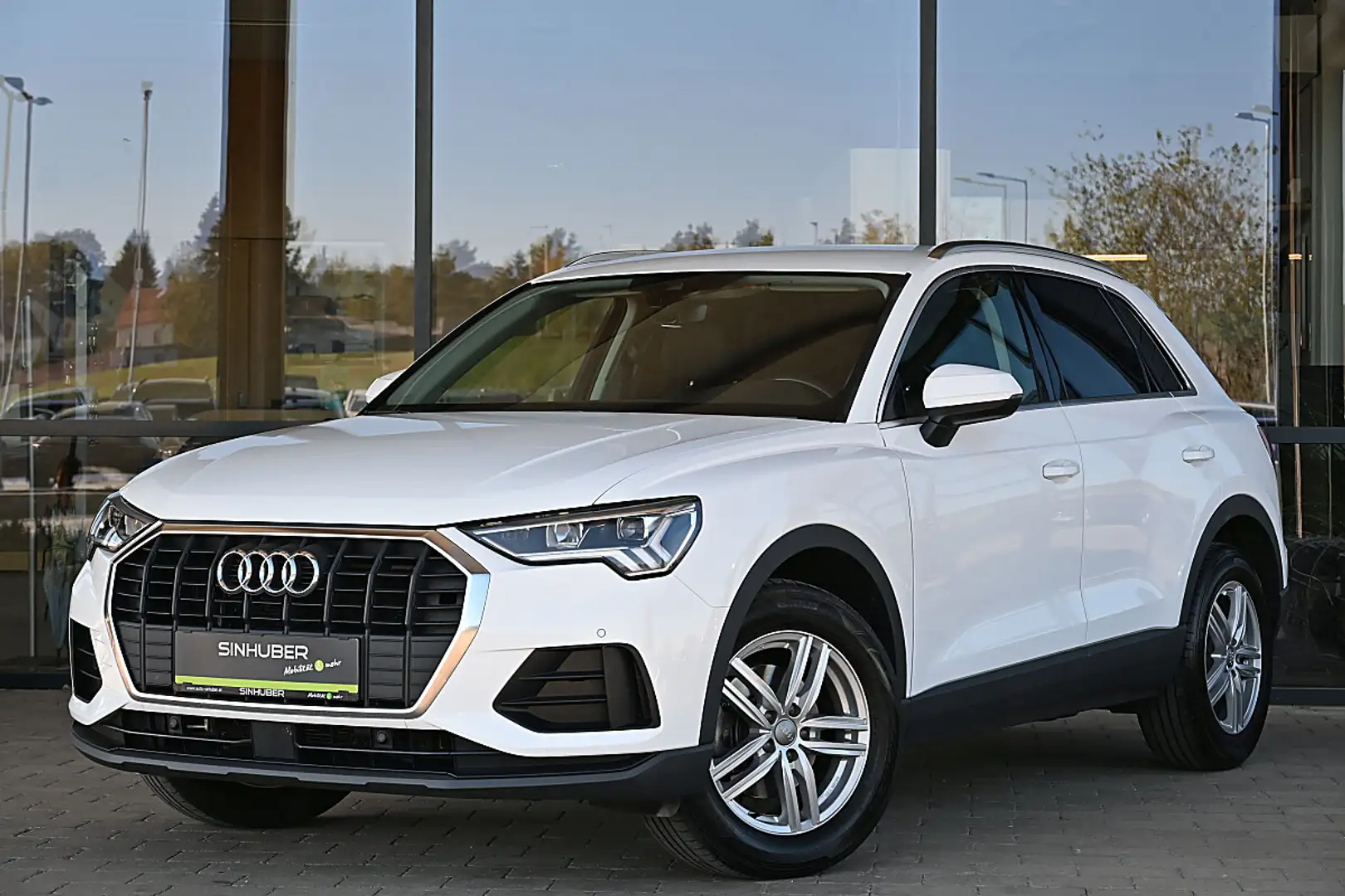 Audi Q3 35 TDI S-tronic LED, ACC, Navi Weiß - 1