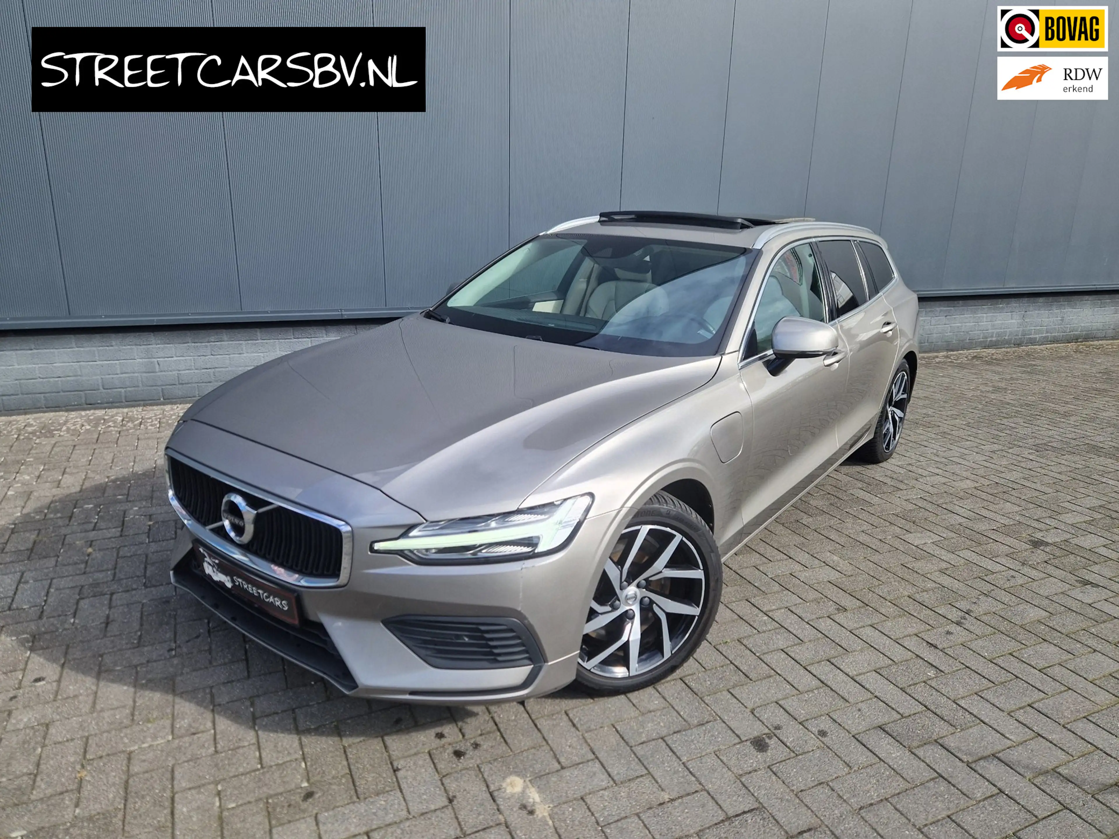 Volvo V60 2.0 T6 340PK AWD Momentum Pro /1e eig /BTW