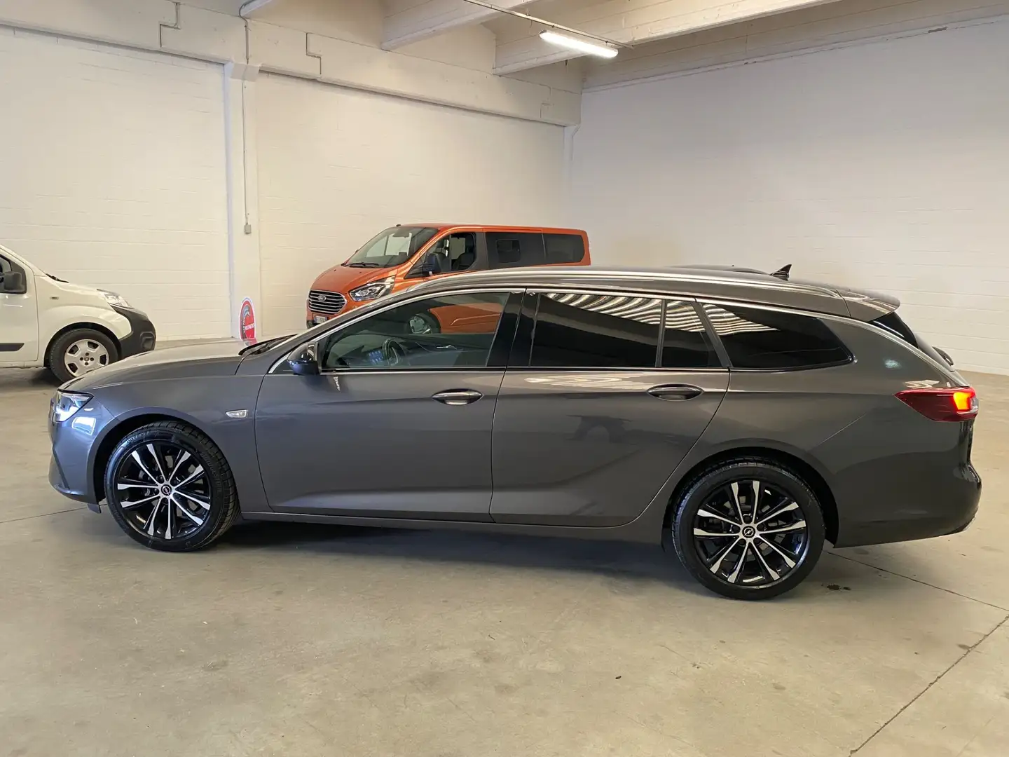 Opel Insignia 2.0 CDTI 174 CV S&S aut. Sports Tourer GS Line Gris - 2