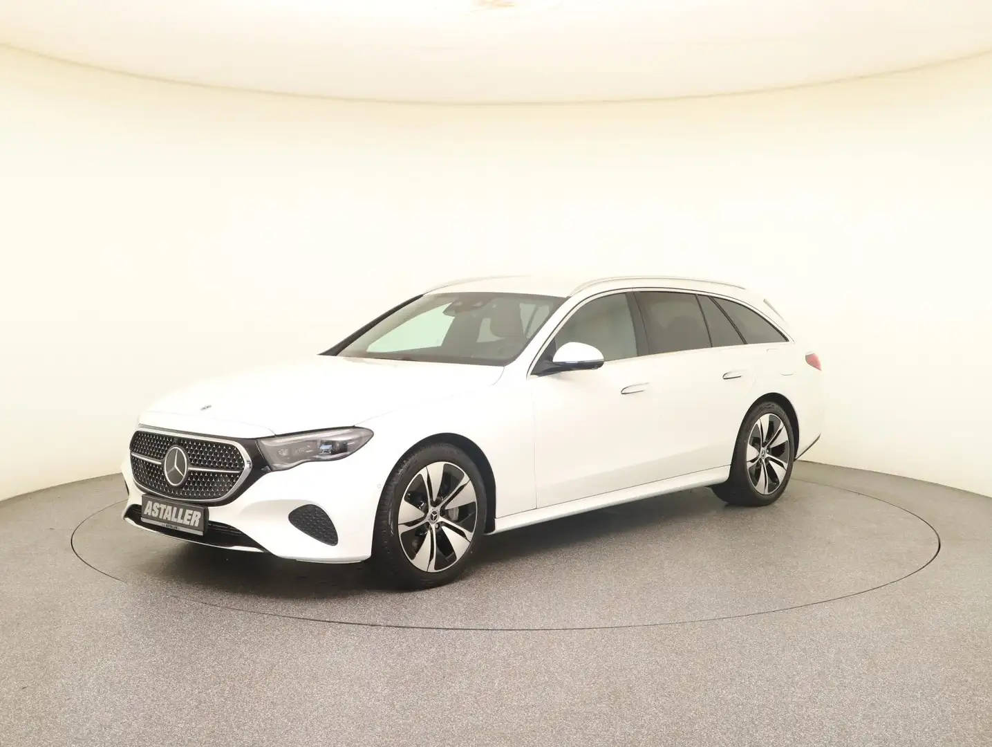Mercedes-Benz E 300 T de Avantgarde 2x Distr+AHK+Sitzklim+WiPa Wit - 2