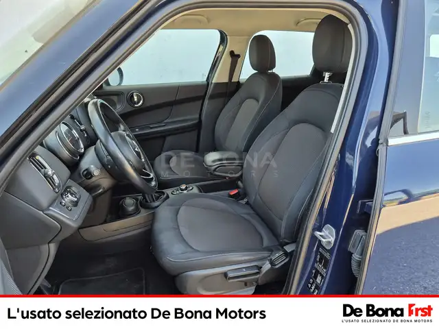 MINI Countryman view 7
