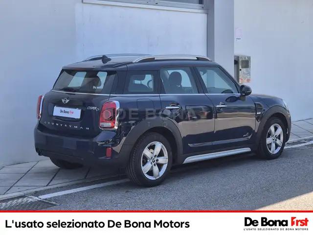 MINI Countryman view 4