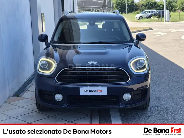 MINI Countryman view 2