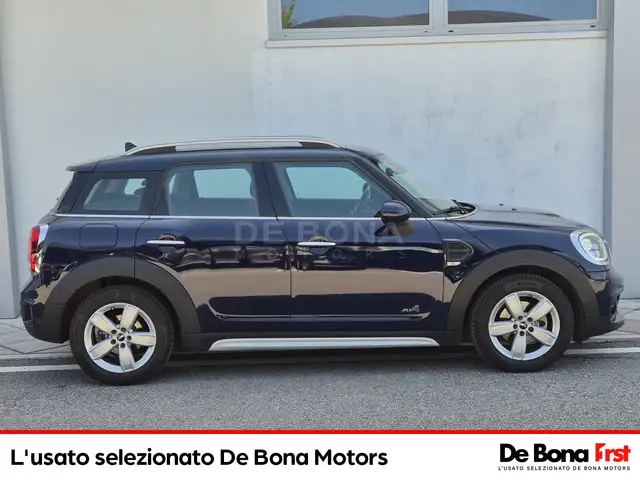 MINI Countryman view 6