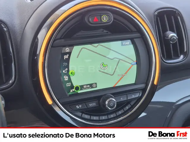 MINI Countryman view 13