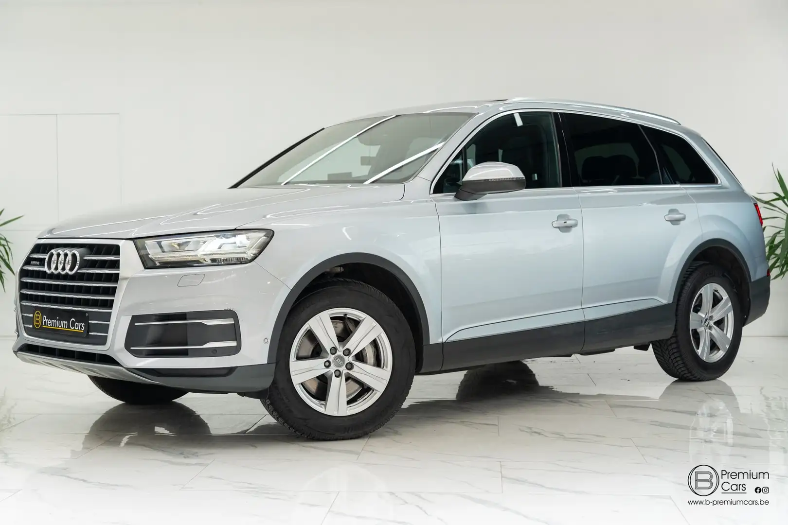 Audi Q7 3.0 TDI QUATTRO luxury line! 7 zit! Full options! Argent - 1