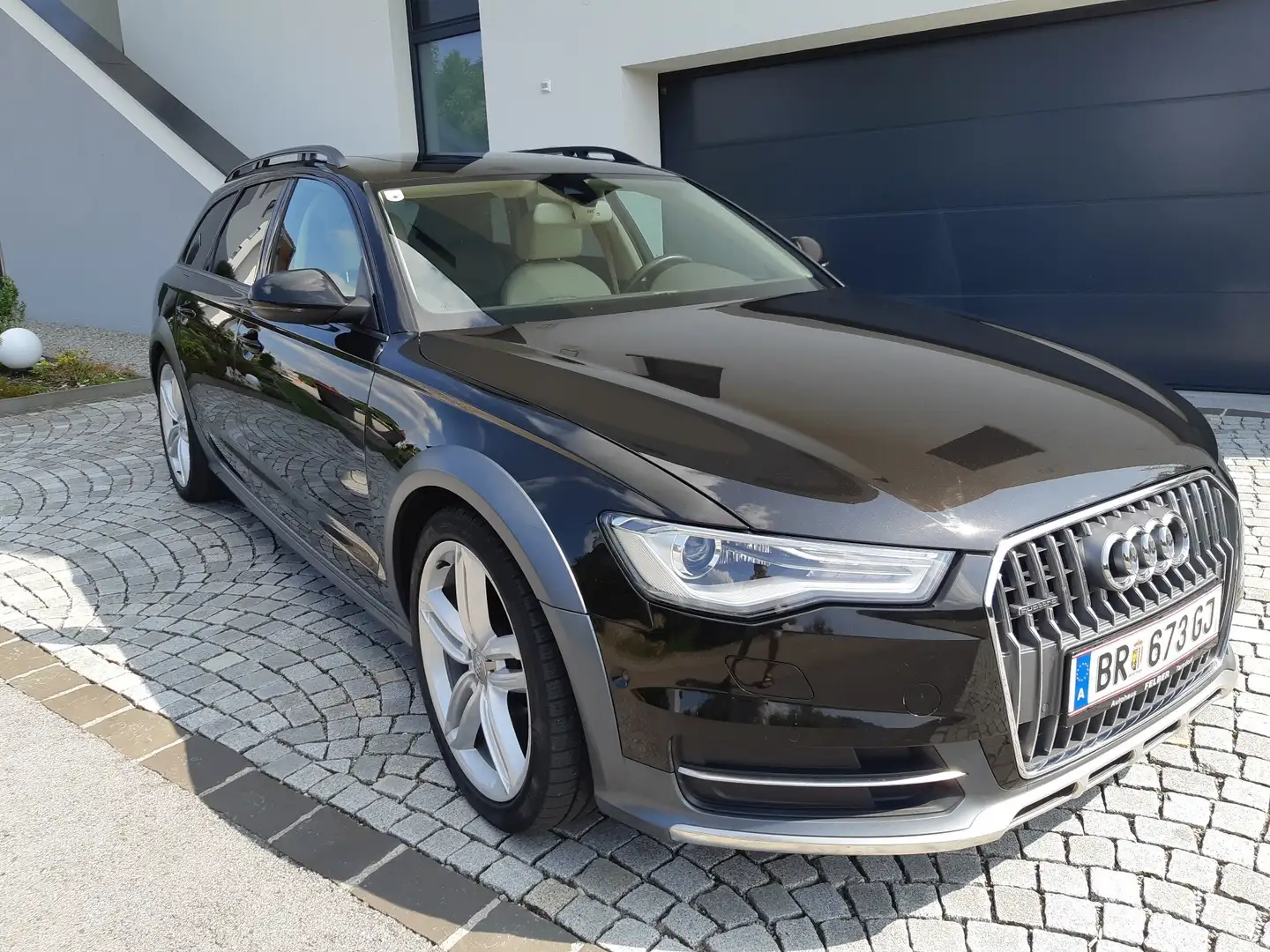 Audi A6 allroad Standheizung, Volleder, Pano, Bose, AHK Schwarz - 2