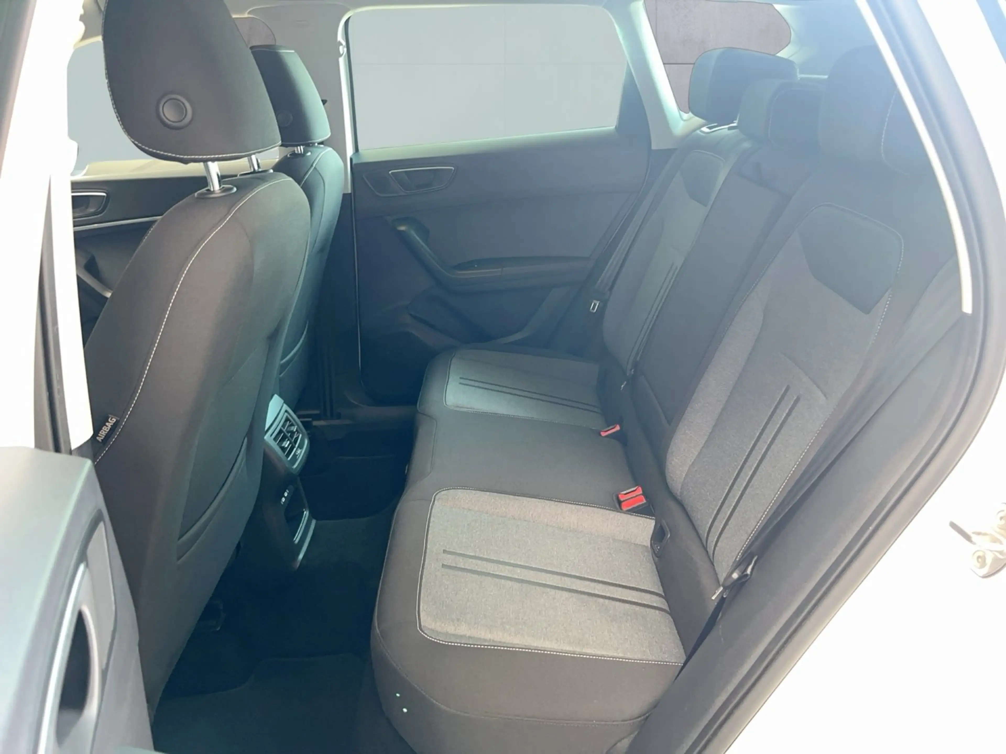 SEAT Ateca Style 2.0 TDI — photo 11