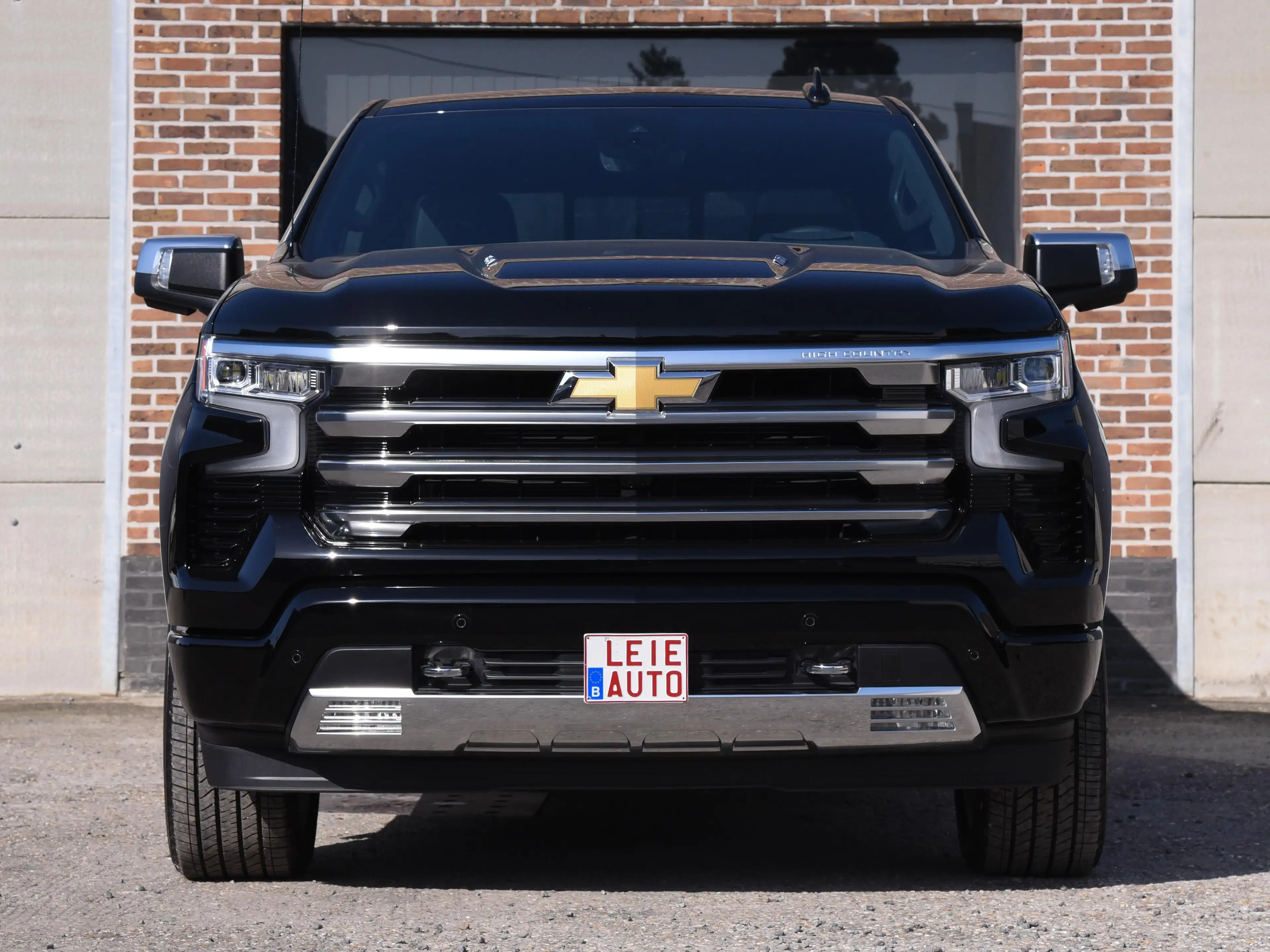 Chevrolet Silverado High Country 6.2L V8 €65.900,- excl btw. — photo 2