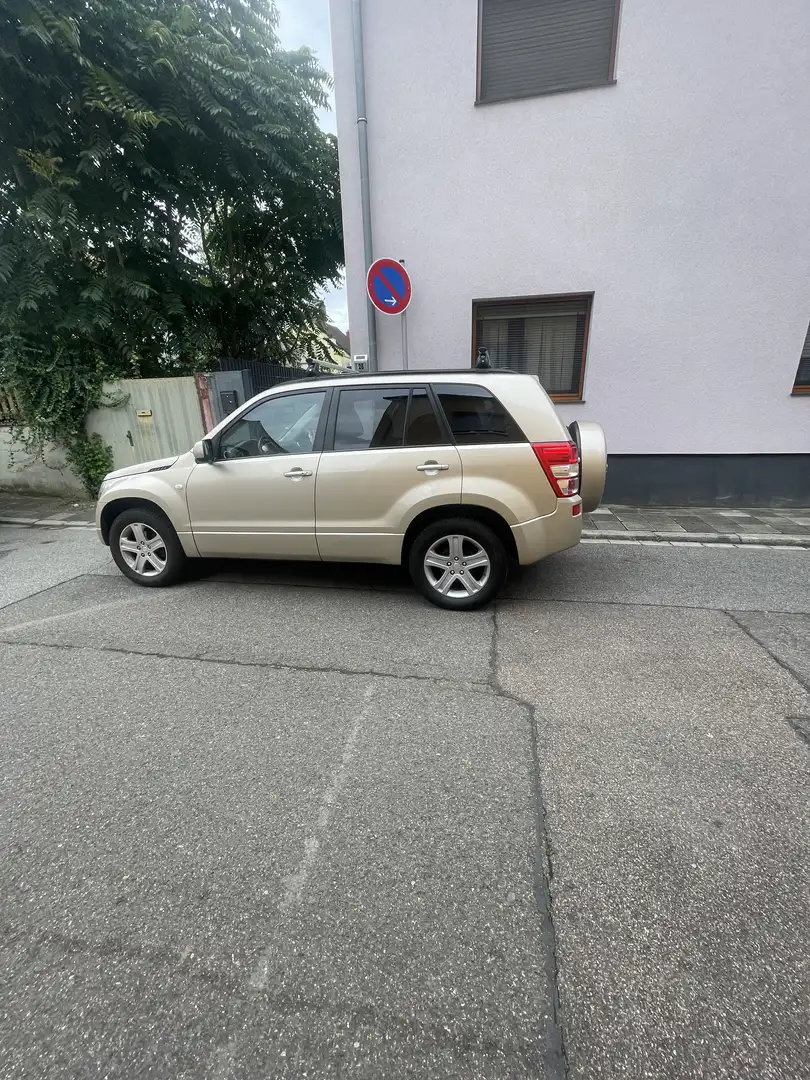 Suzuki Grand Vitara 2.0 Automatik Comfort + - 2