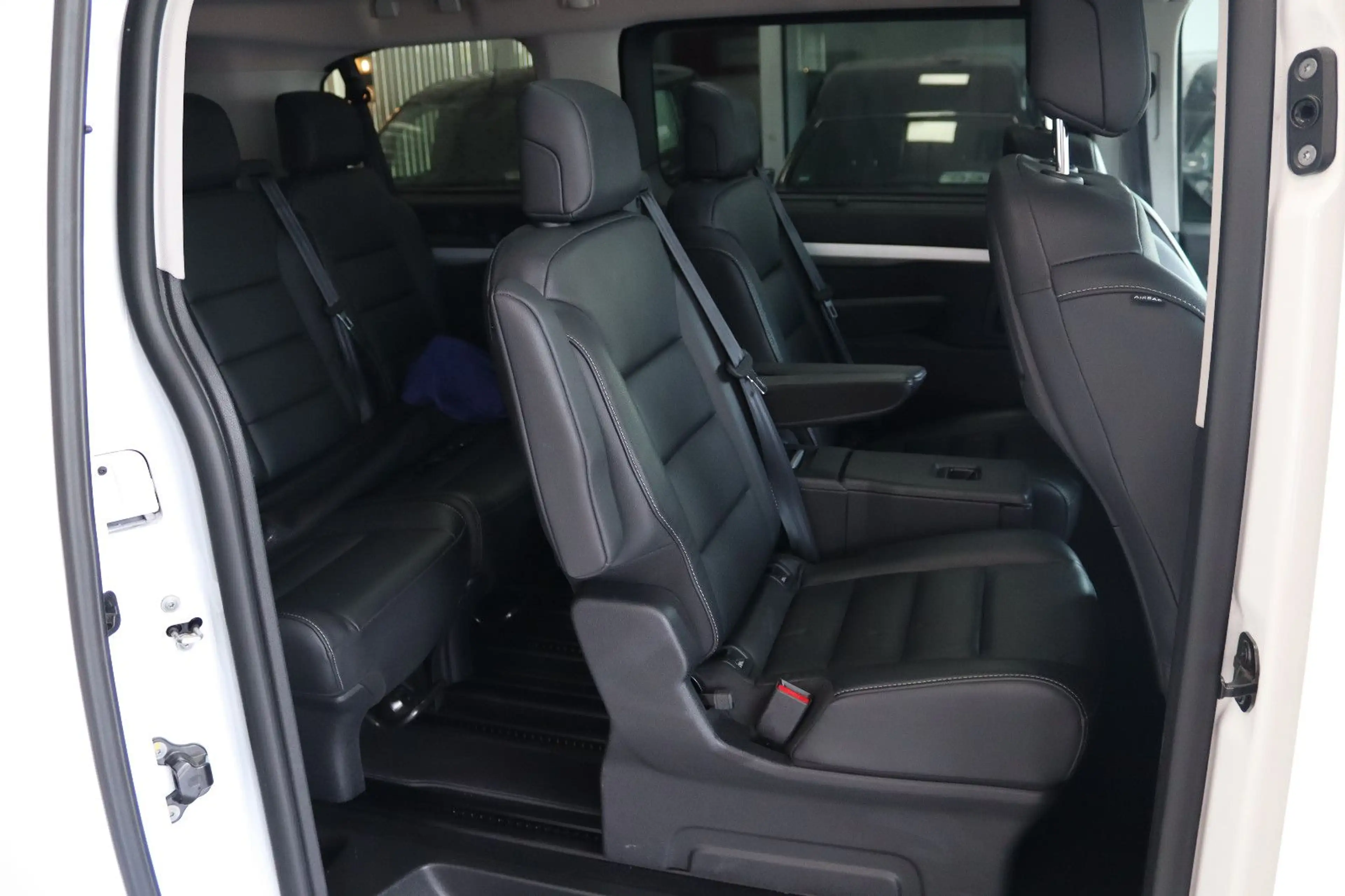 Peugeot Traveller 2.0 Blue-HDi Business VIP L2 *1.HAND* — photo 15
