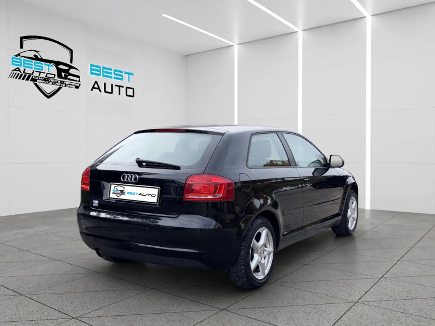 Audi A3 1.6 102CH AMBITION 3P Noir - 2