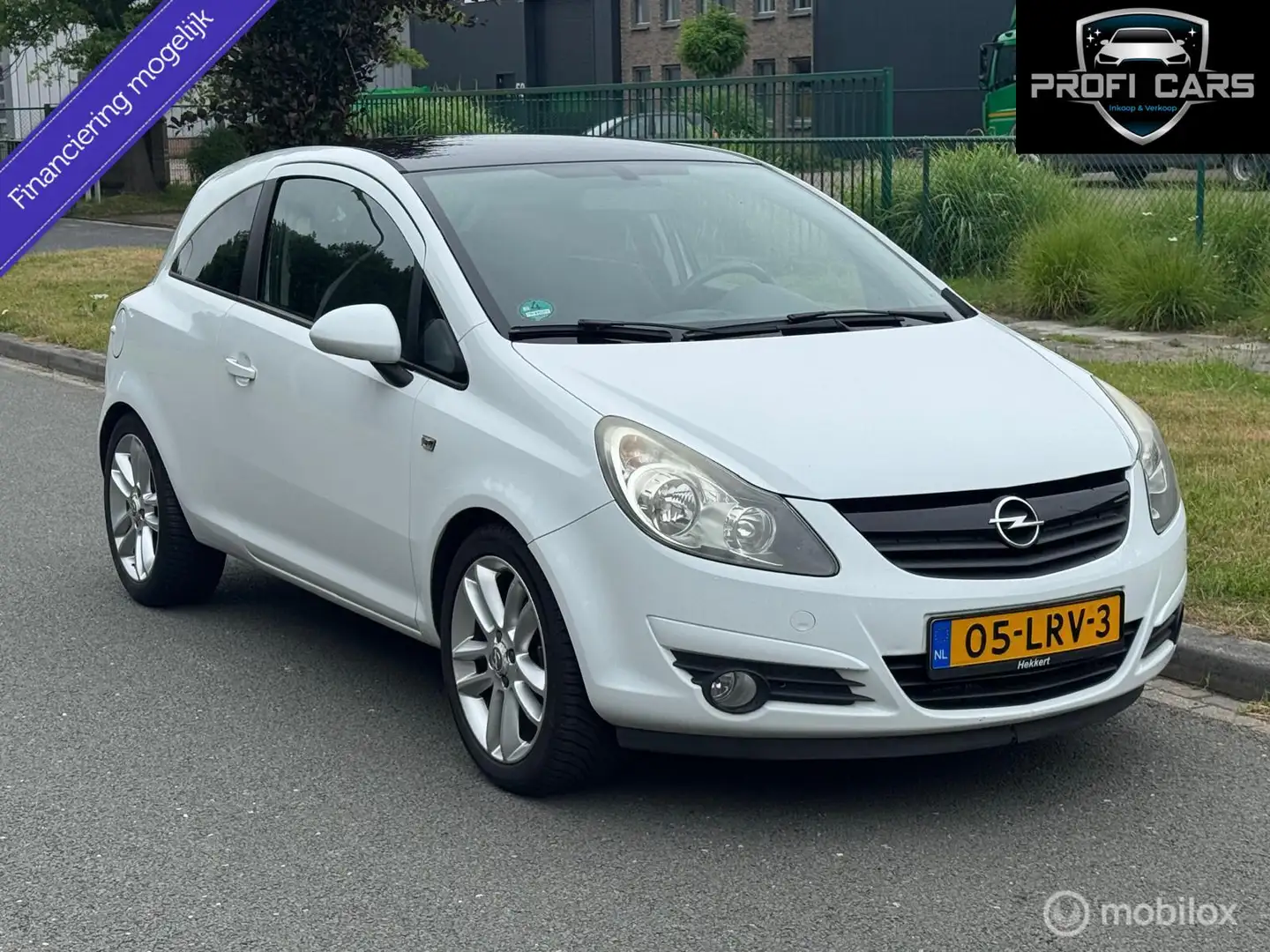 Opel Corsa 1.4-16V Color Edition Airco Elek.Pakket Bianco - 1