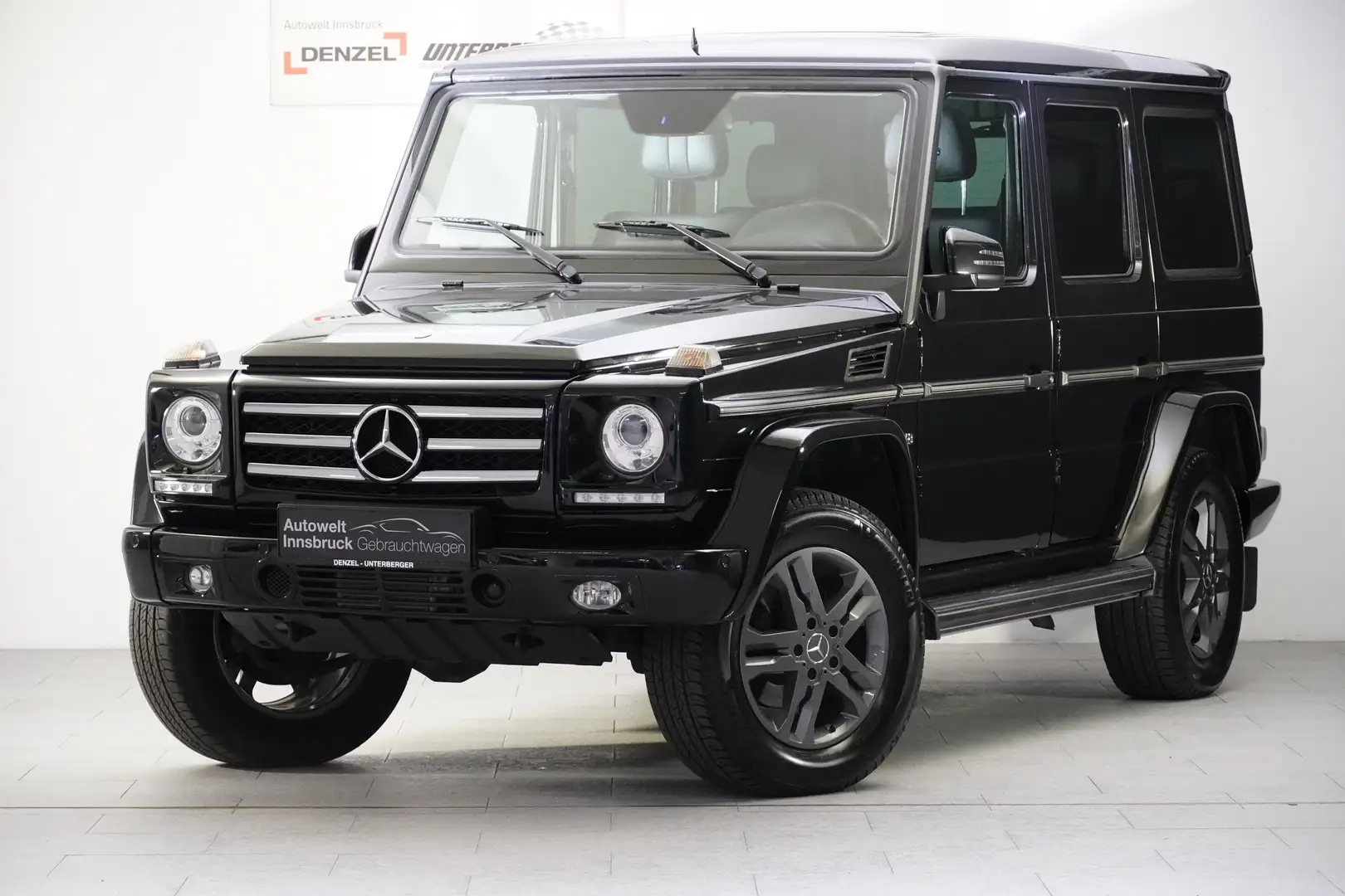 Mercedes-Benz G 500 Station Wagen Schwarz - 2