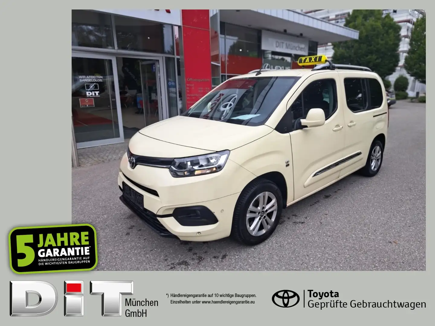 Toyota Proace City Verso 1.5D L1 Team Deutschland TAXI Zwart - 1