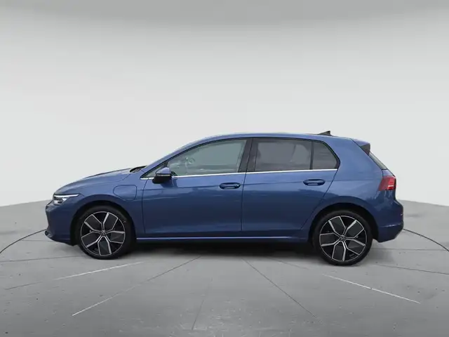Volkswagen Golf view 6